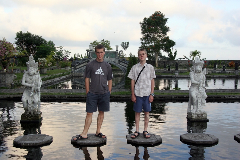 Raja's water palace, Bali Tirtagangga Indonesia 2.jpg - Indonesia Bali Tirtagangga. Raja's water palace